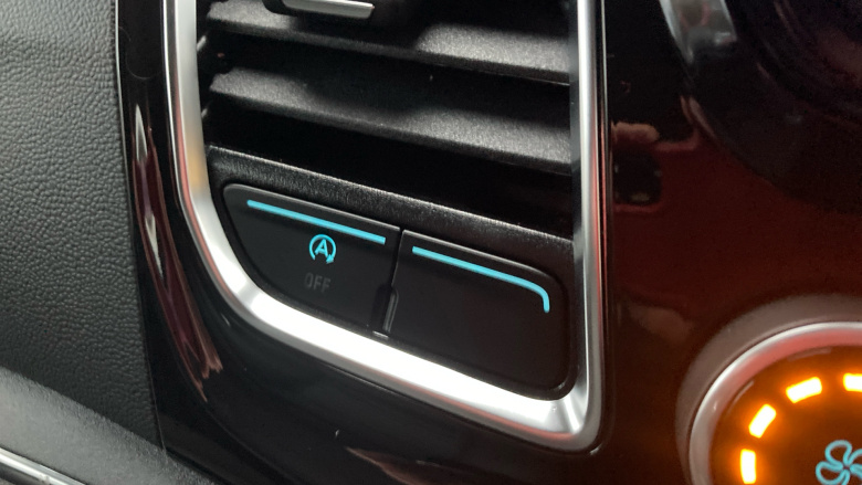 Ford Tourneo Custom Transit Custom Tourneo L2 Diesel Fwd 2.0 EcoBlue 130ps L/R 8 Seater Titanium Auto